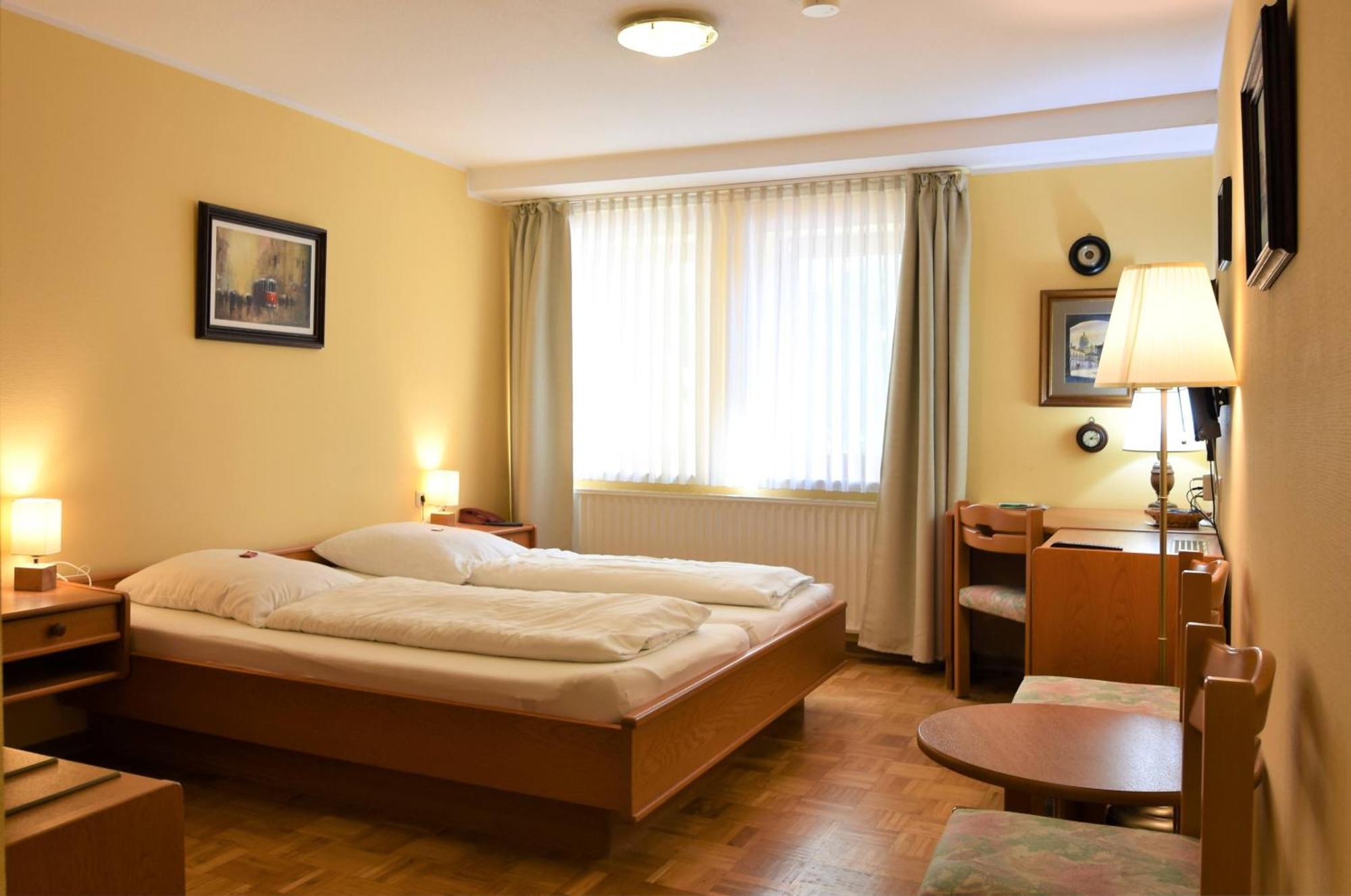 Hotel-Restaurant Zum Goldenen Stern Großalmerode 외부 사진